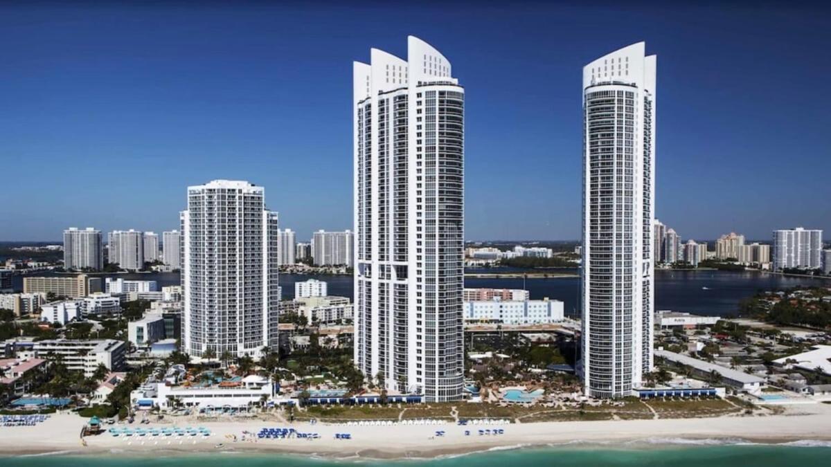 Luxury Bayfront Studio With Balcony Amazing Pool Hotel Sunny Isles Beach Exterior photo